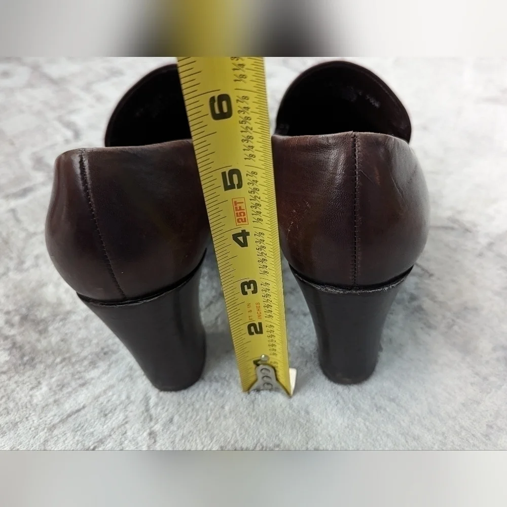 Franco Sarto Leather Shoes Size 7 1/2 M.Made in Brazil .